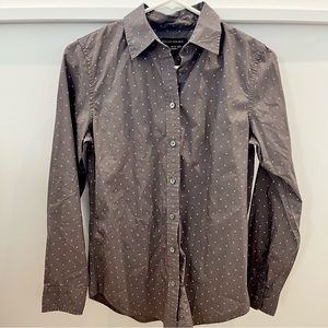 Banana Republic Button-Up Shirt XS